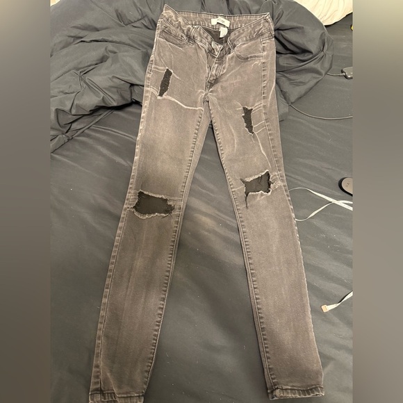 Refuge jeans size 2 straight leg distressed black - Picture 1 of 6